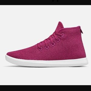 NWOT Limited Edition Allbirds Pink Tree Toppers